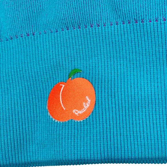 Peached by Nellie Activewear Set - Picture 5 of 12